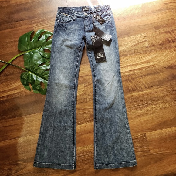 Express Denim - NWT 🙌🏻 Rerock for Express Flare Jeans